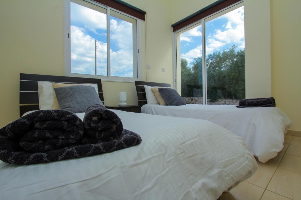 Theos Club Villas Полис Экстерьер фото