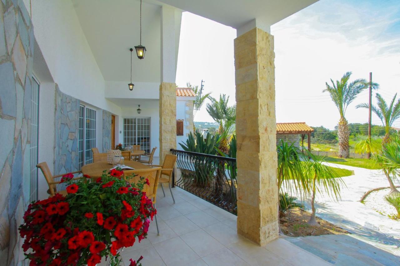 Theos Club Villas Полис Экстерьер фото