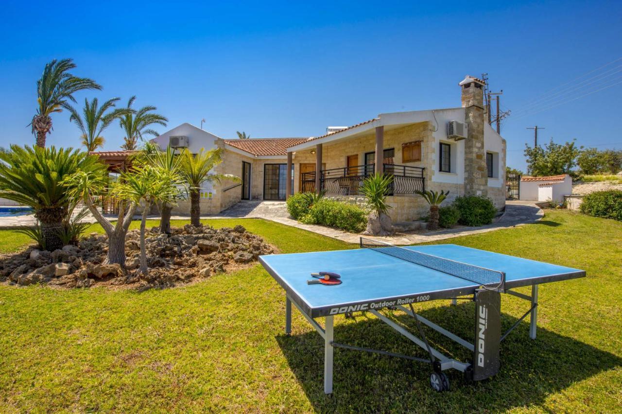 Theos Club Villas Полис Экстерьер фото