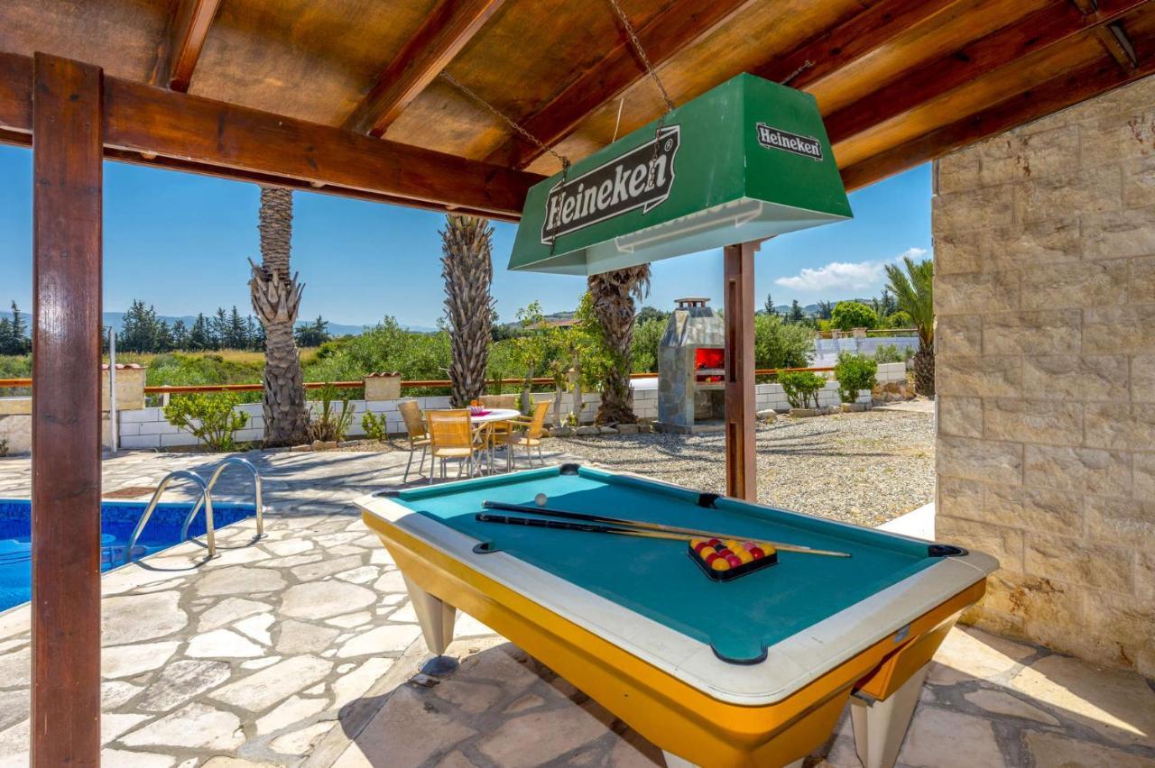Theos Club Villas Полис Экстерьер фото