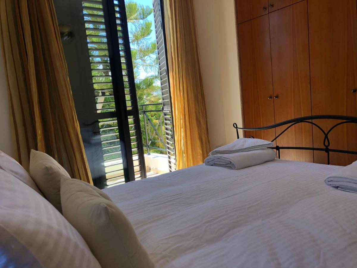 Theos Club Villas Полис Экстерьер фото