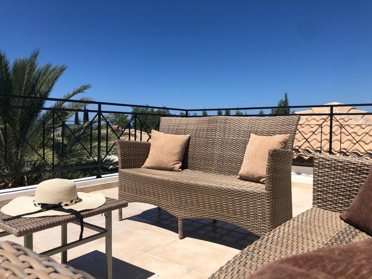Theos Club Villas Полис Экстерьер фото